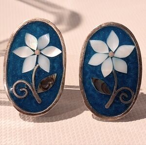 * Vintage Mexico Abalone & MOP Inlay Flower Clip On Earrings